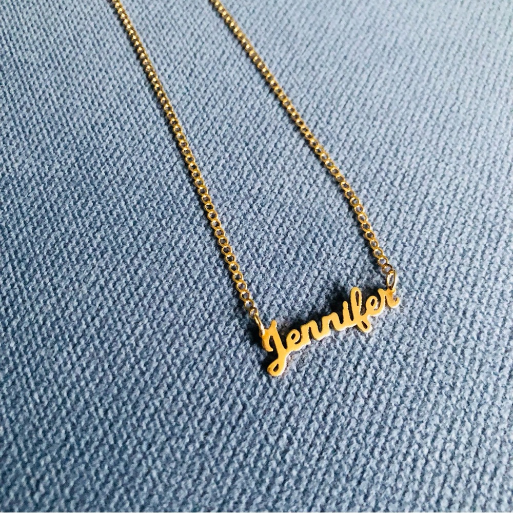 Argento Vivo Personalized 
Jennifer Silver Name Plate Necklace